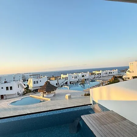 Διαμέρισμα Mykonos Sitesinde 2 Odali Oezel Havuzlu Δερύνεια