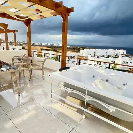 Mykonos Sitesinde 2 Odali Oezel Havuzlu Apartment