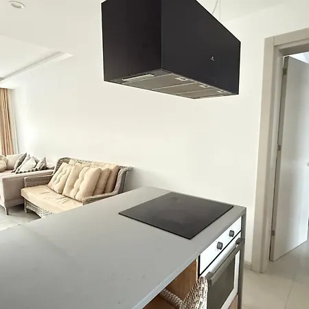 Mykonos Sitesinde 2 Odali Oezel Havuzlu Διαμέρισμα *